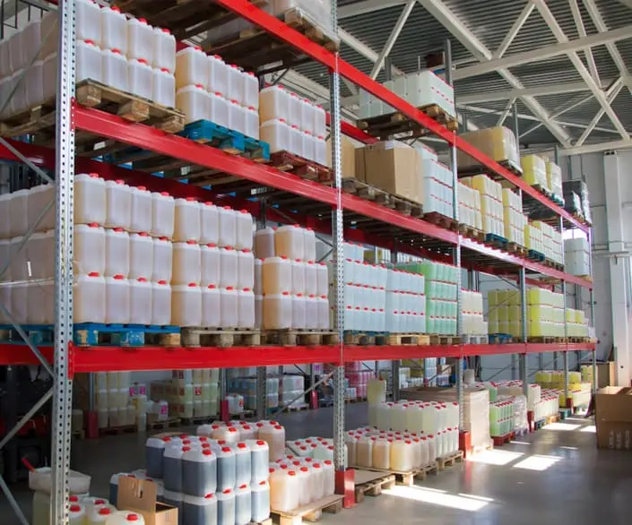 Özel markalı temizlik ürünleri üretimi yapan Star Kimya'nın üretim tesisinden bir görüntü