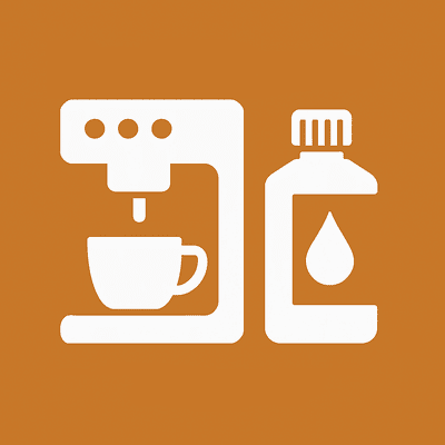 temizlenmiş espresso makinesi ve yanına konulmuş temizlik ürünleri